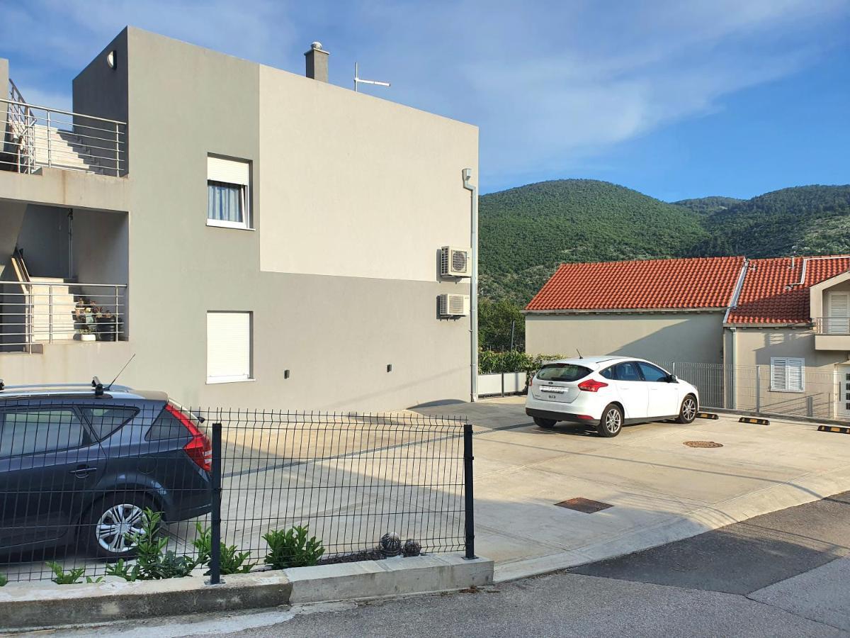 Apartment Marlena Mokošica Esterno foto